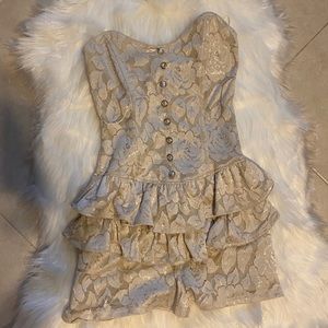 Papaya Lace Romper Size Small